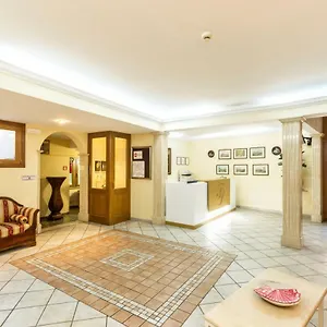Hotel Tempio Di Pallade, Roma