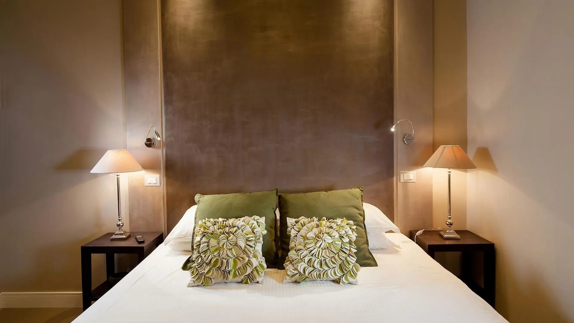 Deseo Home Rome 2*,  Italy