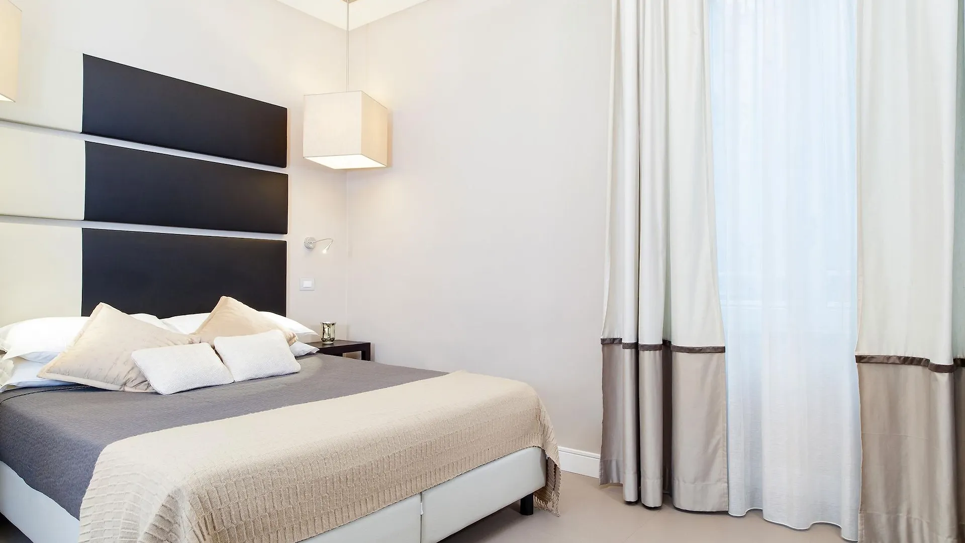 Deseo Home Rome 2*,  Italy