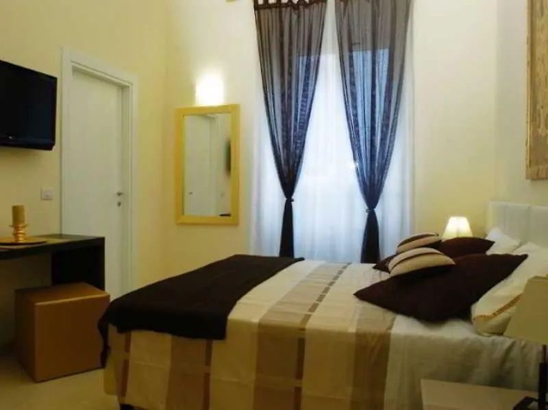 Deseo Home Rome 2*,